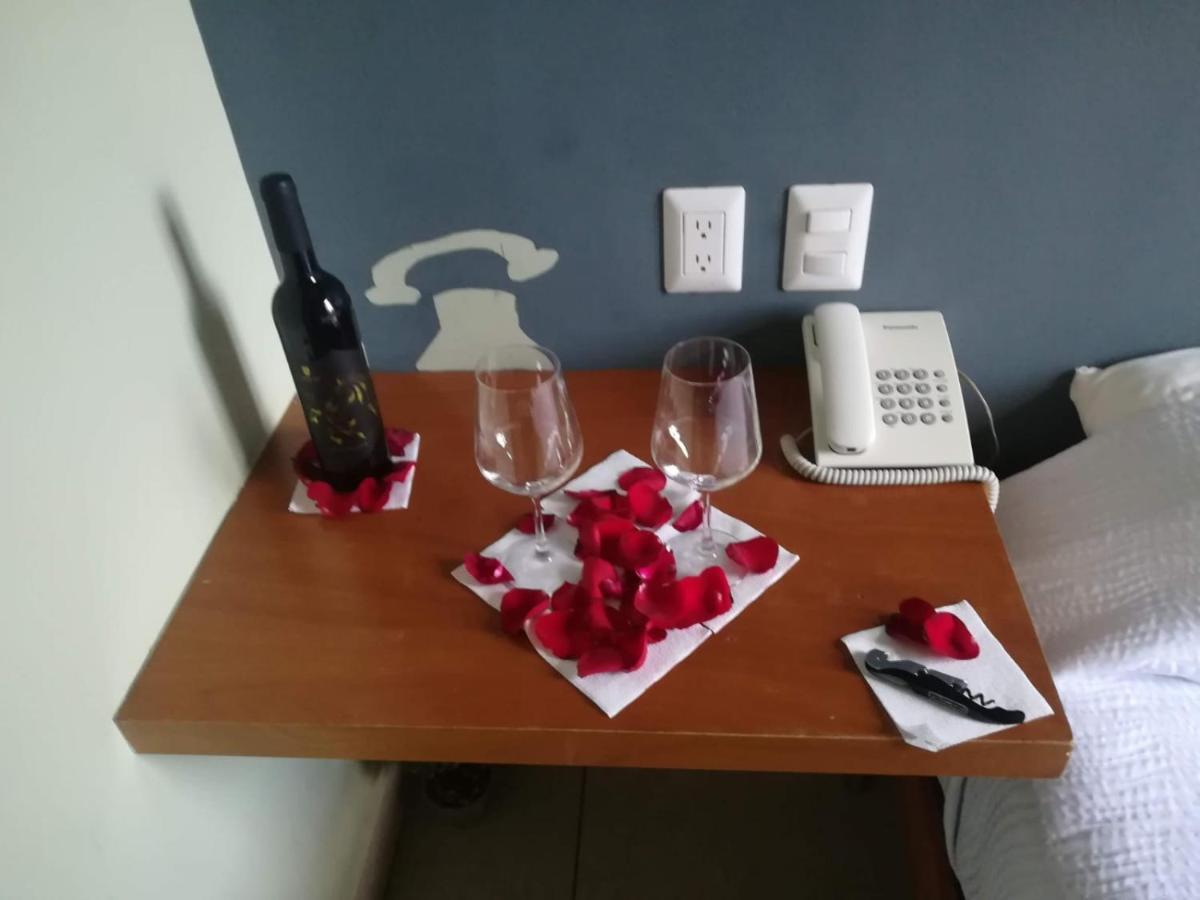 Hotel Plaza Керетаро Екстер'єр фото